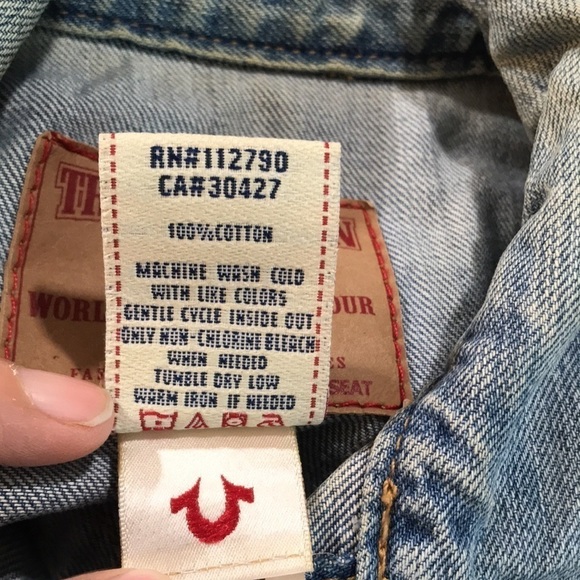 True Religion Jimmy Light Wash Distressed Trucker Denim Jacket size S - Picture 5 of 11